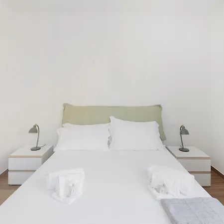 Gohost - Cozy And Bright Flat Near The Navigli Milão