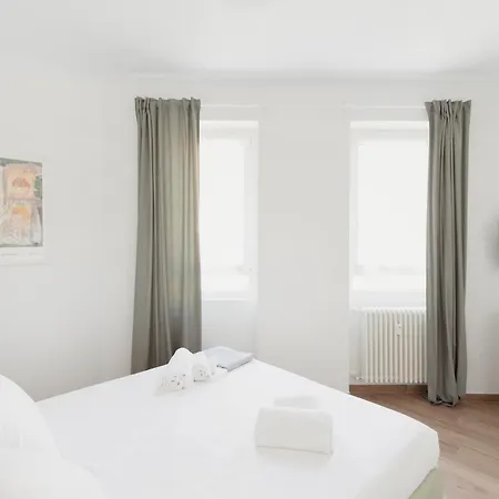 Gohost - Cozy And Bright Flat Near The Navigli