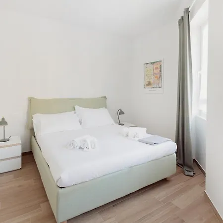 Gohost - Cozy And Bright Flat Near The Navigli Milan