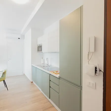 Gohost - Cozy And Bright Flat Near The Navigli Apartment